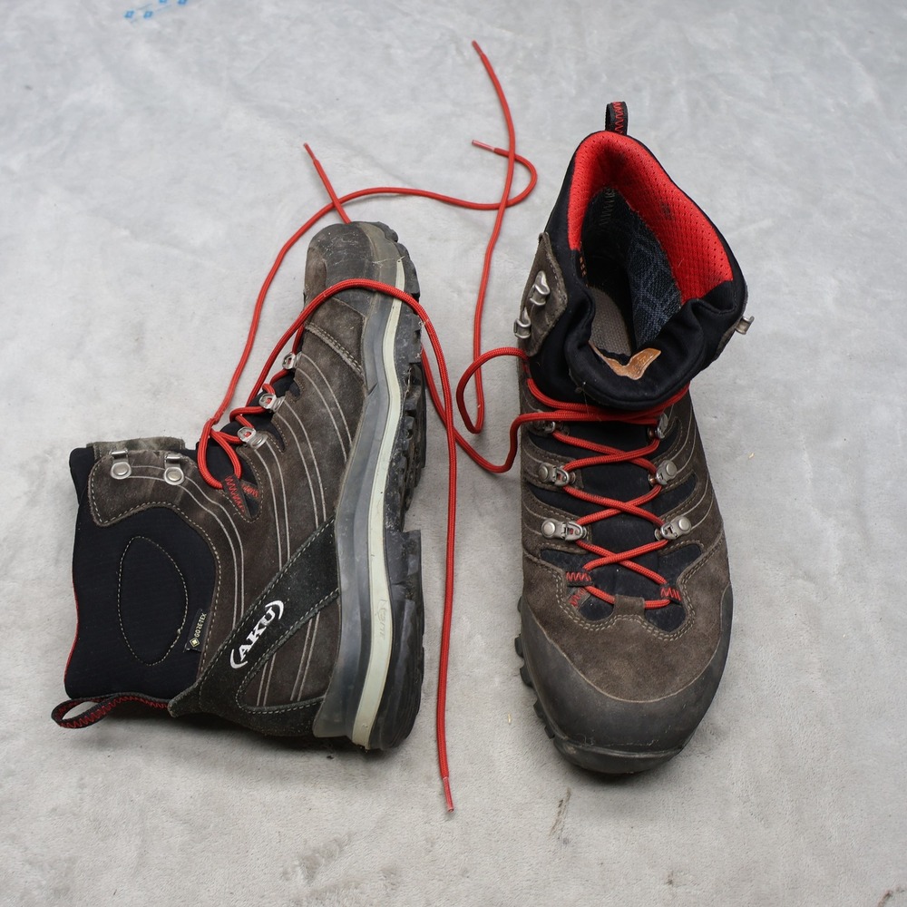 AKU Mens 10.5 Hiking Boots Black Suede Gore-Tex‎ Waterproof Trek Outdoor Lace Up